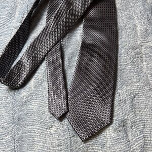 Kenneth Roberts Platinum Silk Tie - Charcoal Grey Geometric
